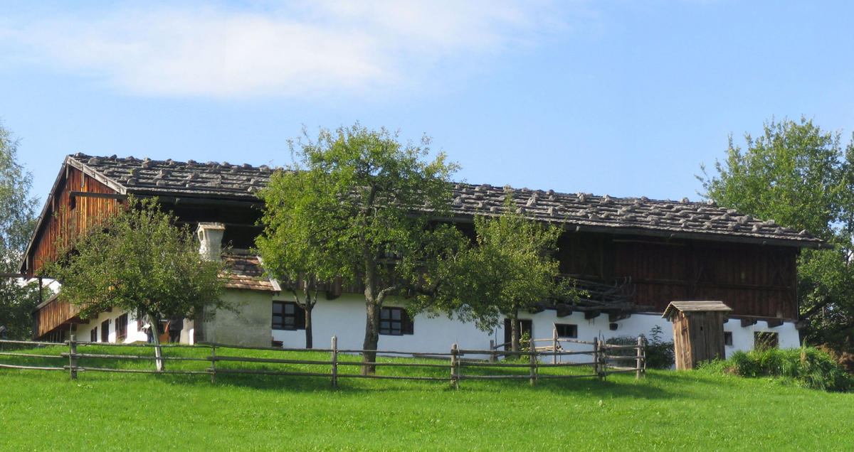The Hoderer farm from Kochel was the first building exhibit to be reconstructed at the Glentleiten Open Air Museum, in 1973.