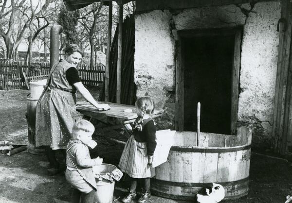 Waschtag um 1935