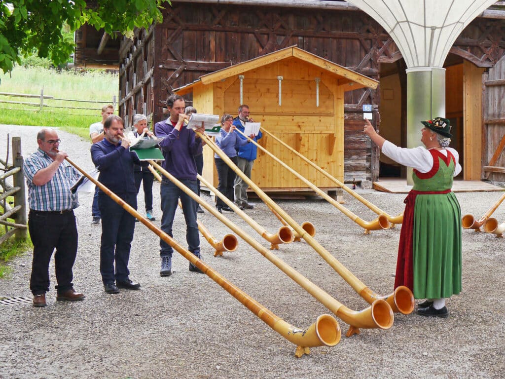 Alphornbläser